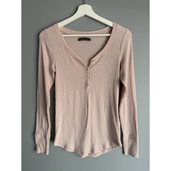 Abercrombie & Fitch Tops - Abercrombie & Fitch Pale Blush Ribbed Henley Long Sleeve Top